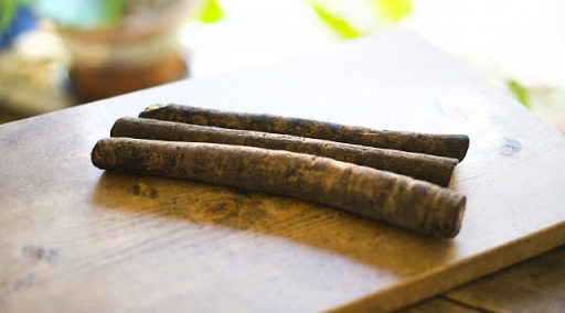 （腸活に）ごぼうとキノコの味噌汁