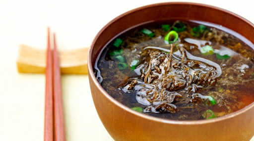 （免疫力アップ）えのきともずくの味噌汁