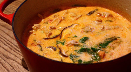 （自律神経に）豆乳トマト味噌鍋