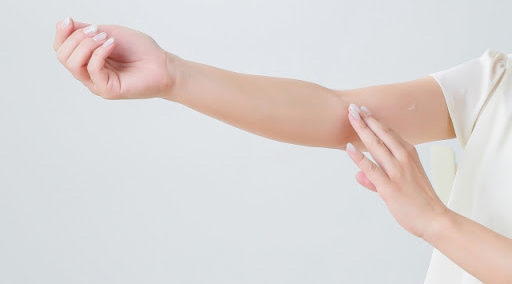 アトピーの方のホホバオイル使い