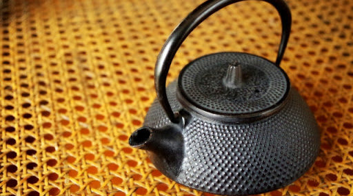 南部鉄器の急須