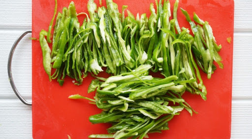 鰹節とピーマンのナムル風