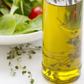 便秘を解消する食べ物３オリーブオイル