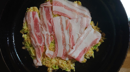 フライパンで焼いていく