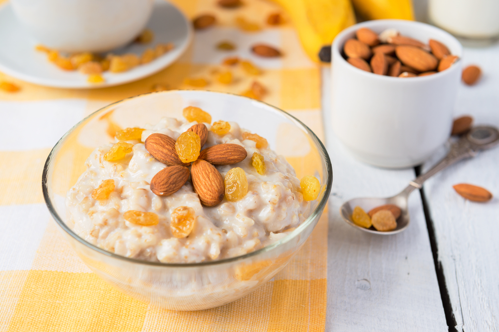 アーモンドオーバーナイトオーツ