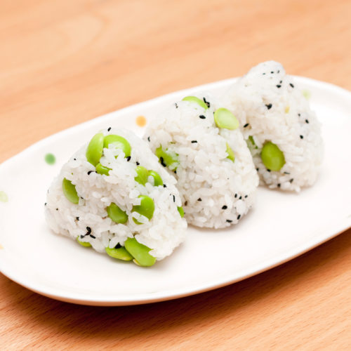 亜麻仁油とえだまめのおにぎり