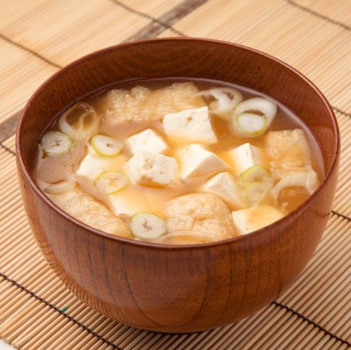 油揚げのお味噌汁