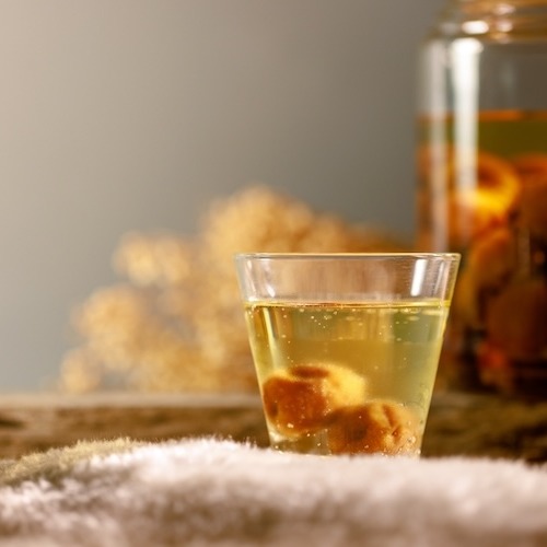 グラスに入った梅酒