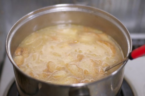 味噌汁に加える