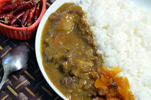 カレー・ビーフシチューに加える