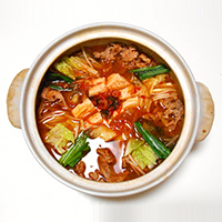 土鍋でキムチ鍋