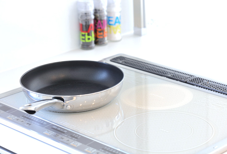 IHで使える調理器具とは