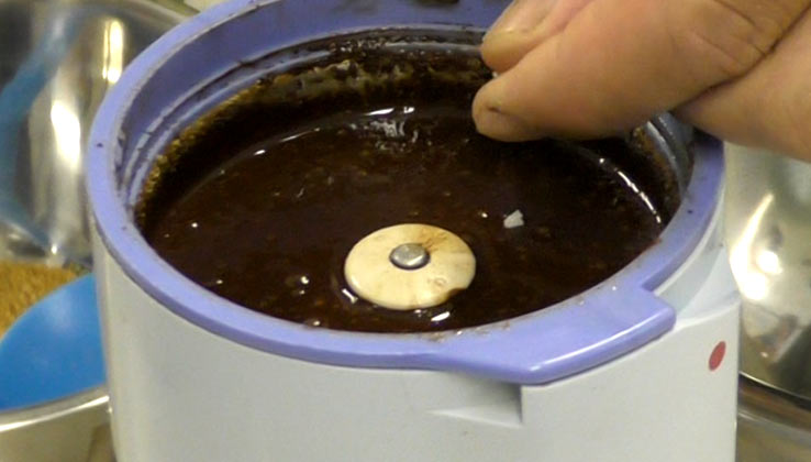 天然塩を入れます