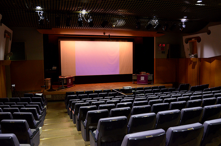 立川アイムホール