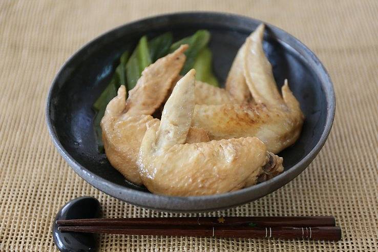 手羽先のリンゴ酢煮