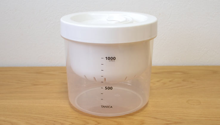 ヨーグルティア付属品の水切りバスケット