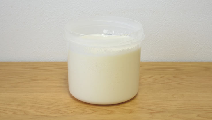 プレーンタイプのヨーグルト：お好みの量