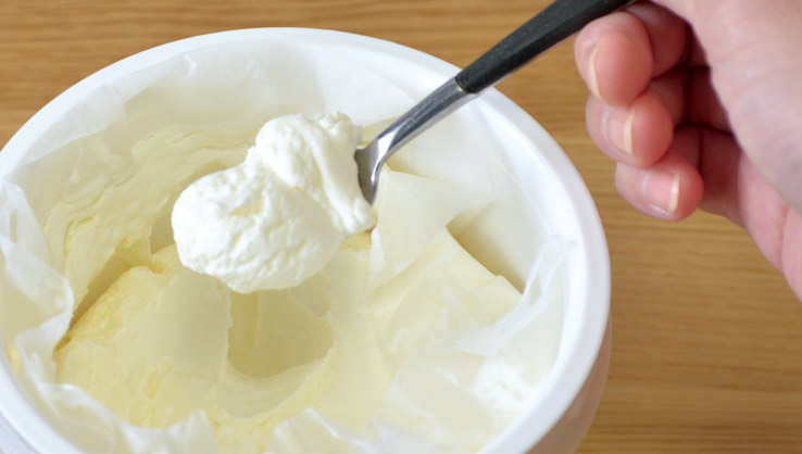 クリームチーズのような感触になっていれば出来上がり